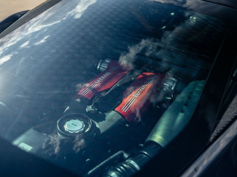 Used 2016 Ferrari 488 GTB image 10