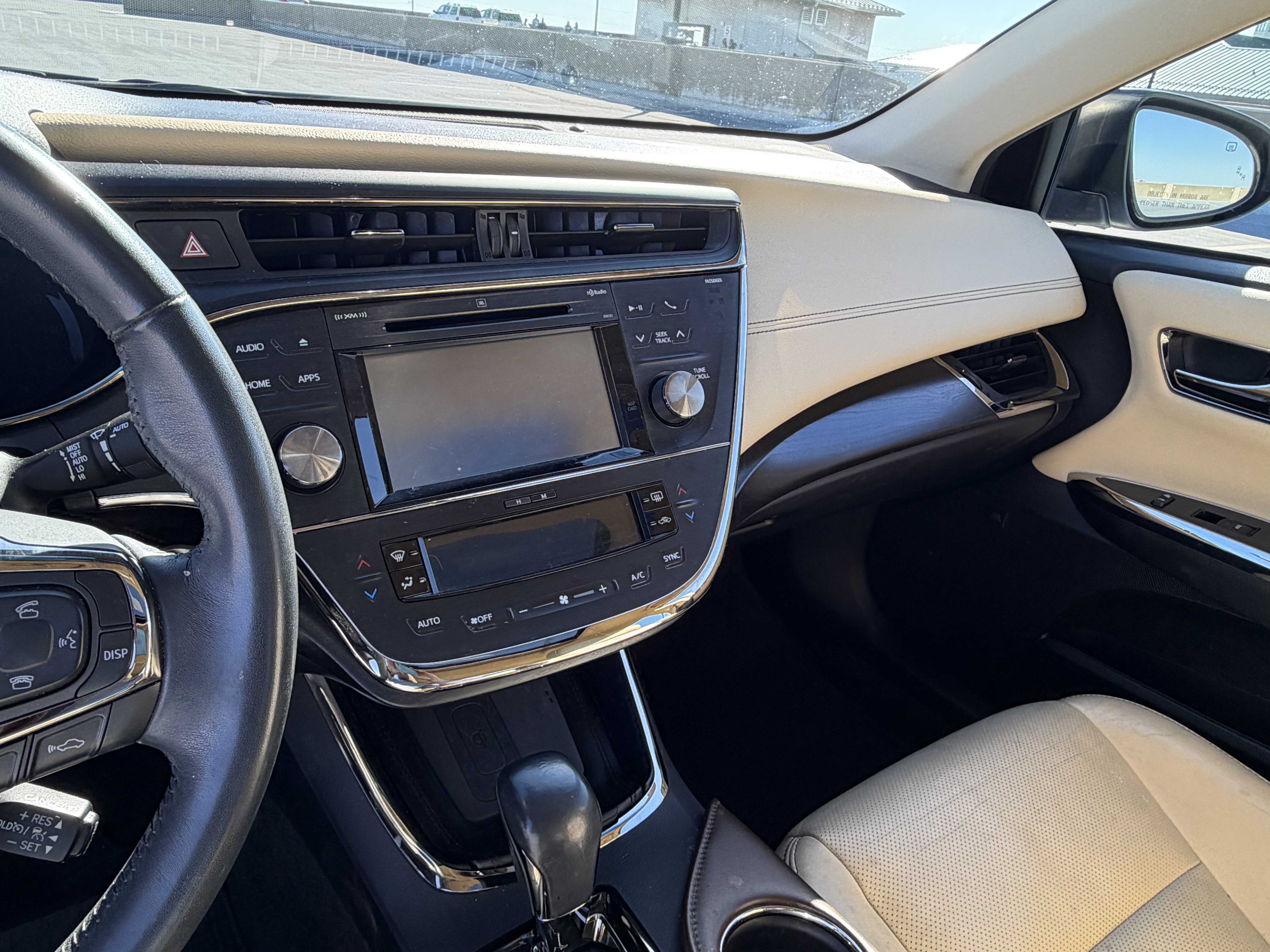 Used 2016 Toyota Avalon Limited w/ Toyota Safety Sense Package FWD image 15