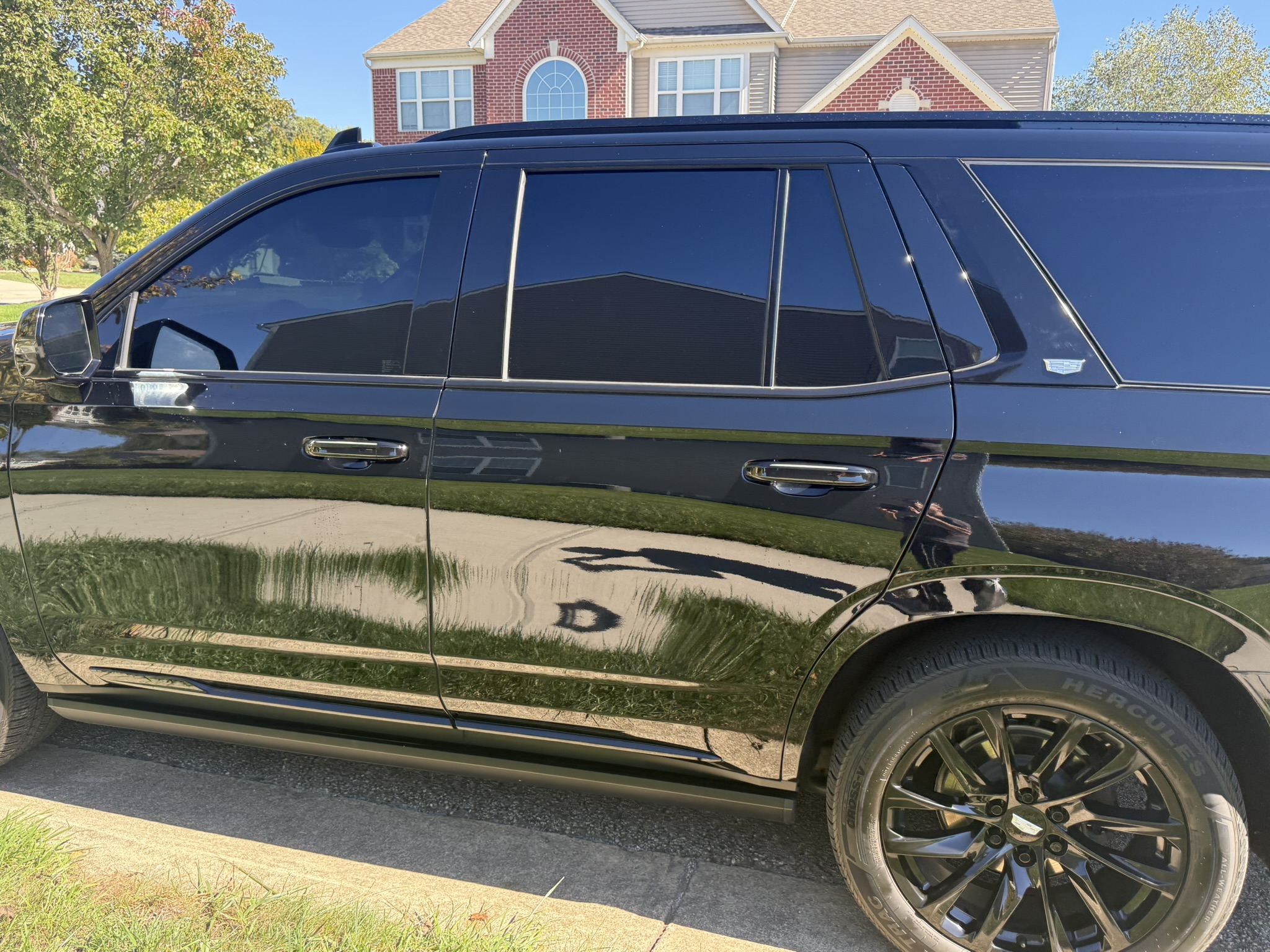 Used 2023 Cadillac Escalade Sport Platinum w/ LPO, ONYX Package AWD/4WD image 27