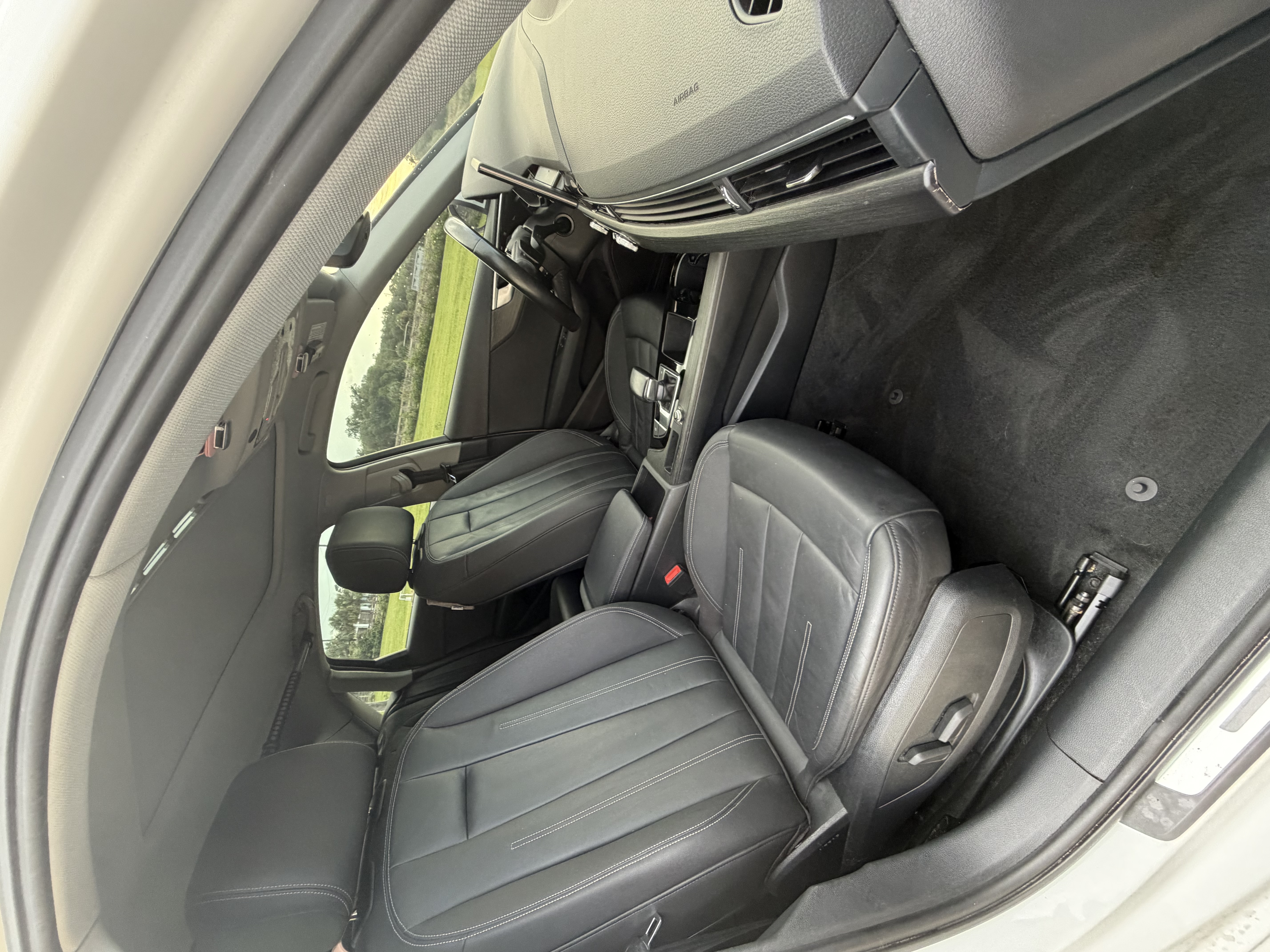 Used 2020 Audi A4 2.0T Premium w/ Convenience Package FWD image 15