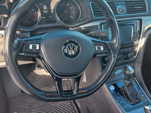 Used 2017 Volkswagen Passat 1.8T SE image 24