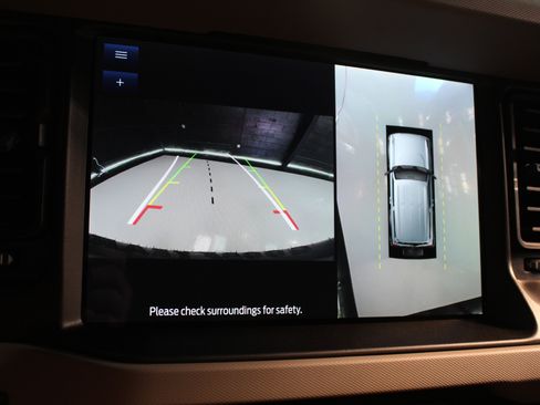 Used 2023 Ford Bronco Badlands image 21