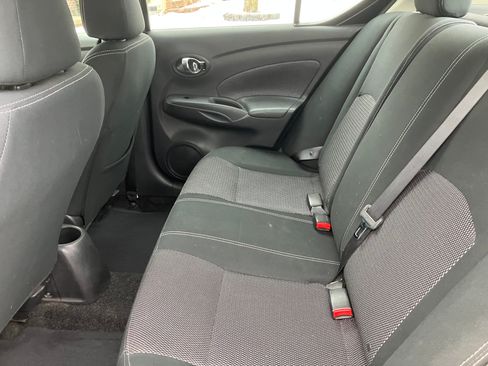 Used 2017 Nissan Versa SV image 6