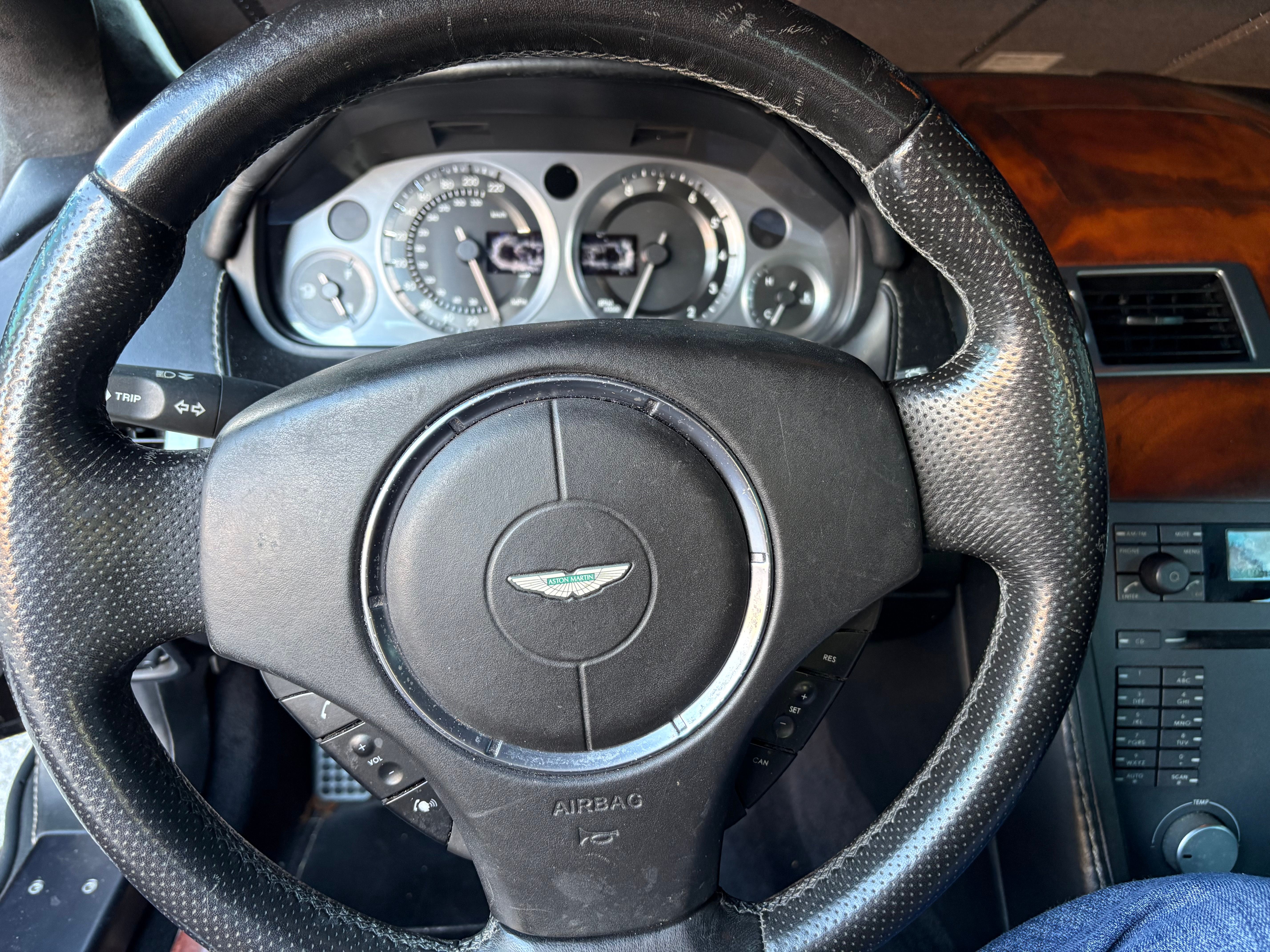 Used 2007 Aston Martin V8 Vantage Coupe RWD image 16