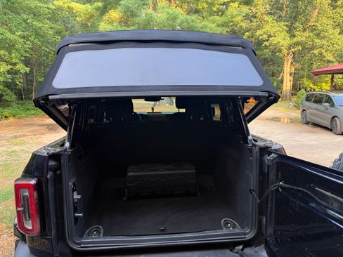 Used 2021 Ford Bronco Outer Banks w/ Sasquatch Package AWD/4WD image 13