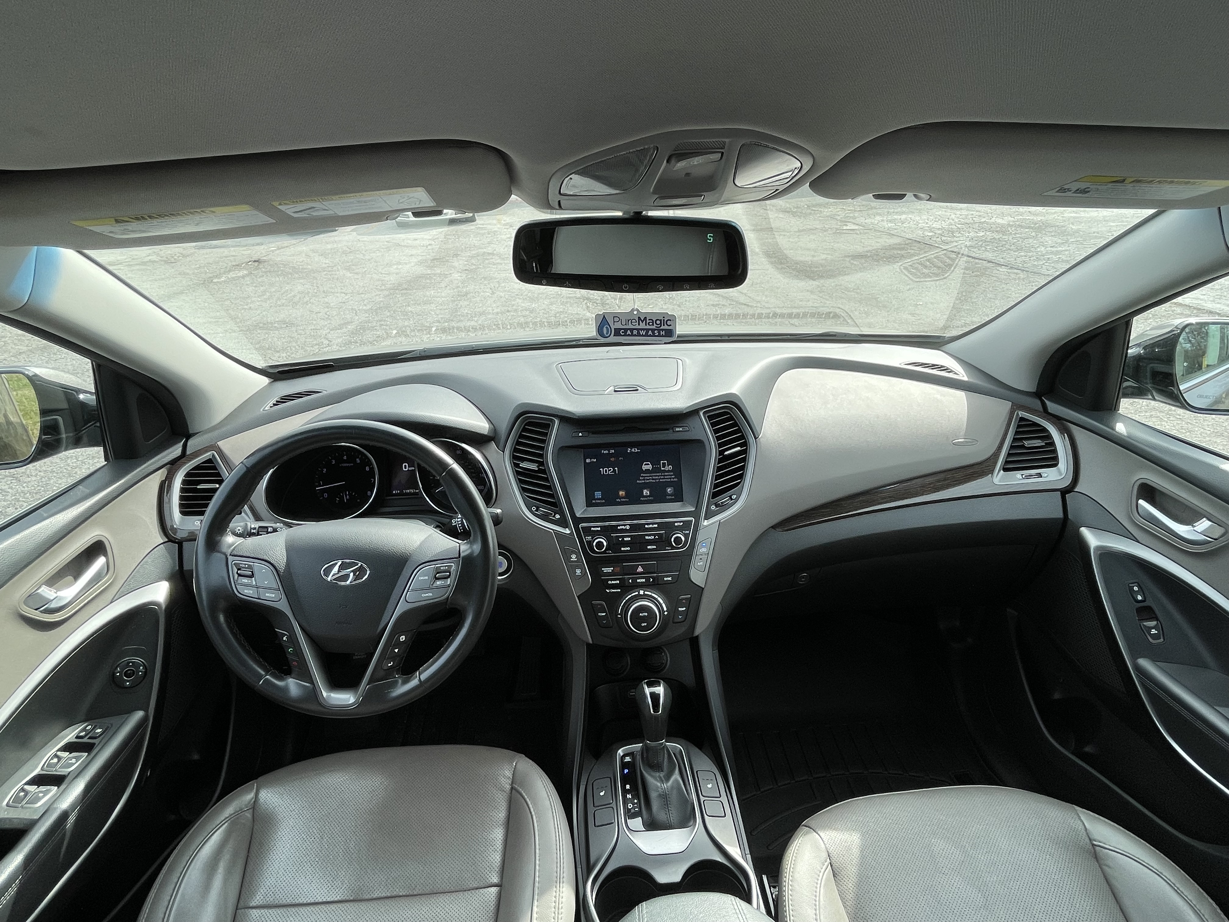 Used 2017 Hyundai Santa Fe Sport FWD image 13