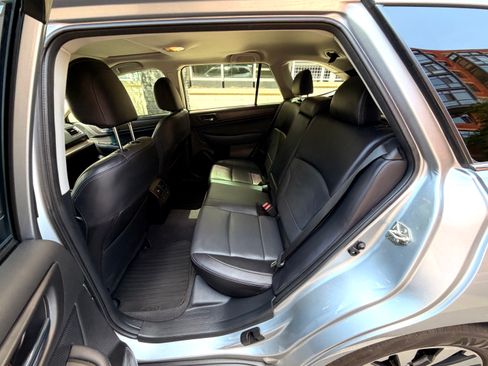 Used 2017 Subaru Outback 3.6R Limited AWD/4WD image 18