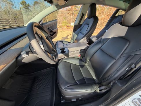 Used 2021 Tesla Model 3 Long Range image 11
