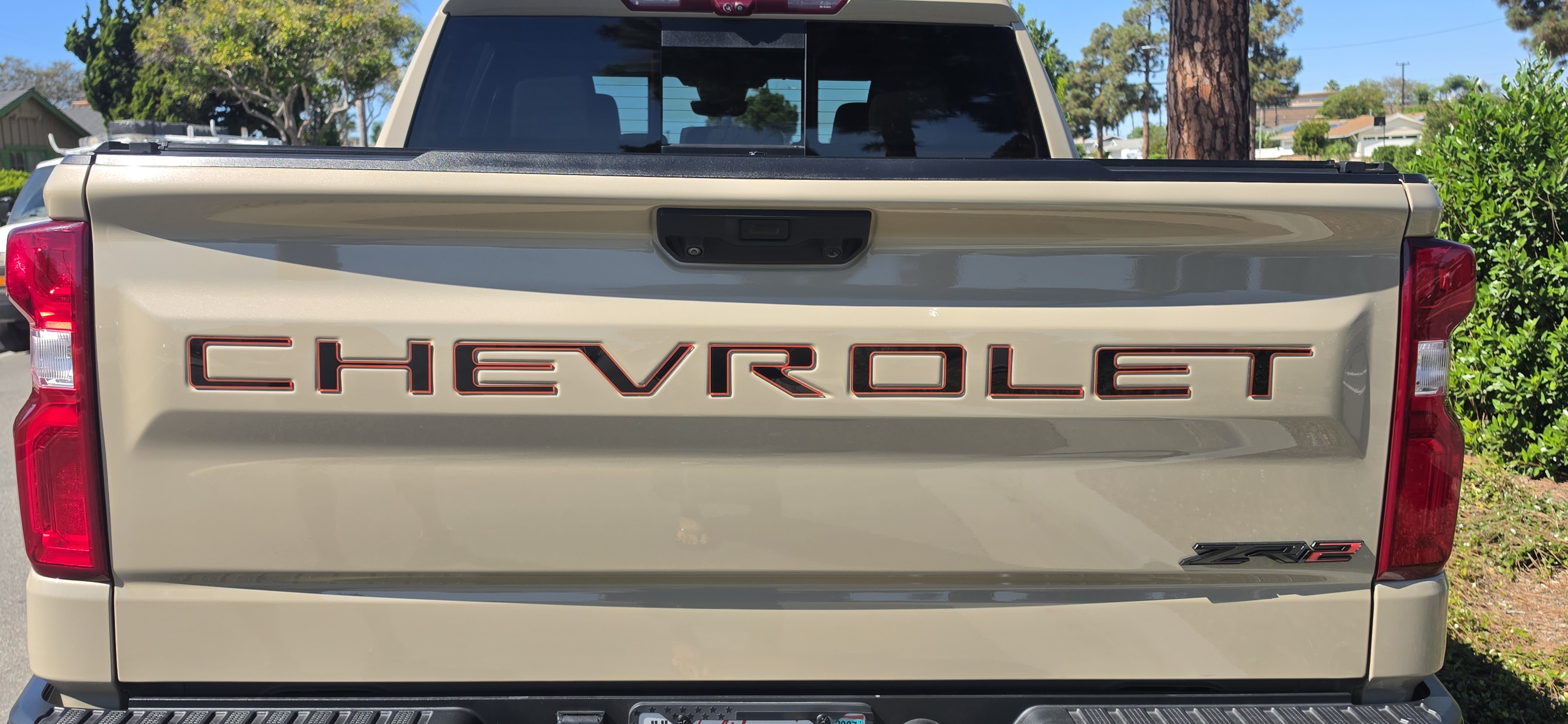 Used 2022 Chevrolet Silverado 1500 ZR2 w/ Technology Package AWD/4WD image 12