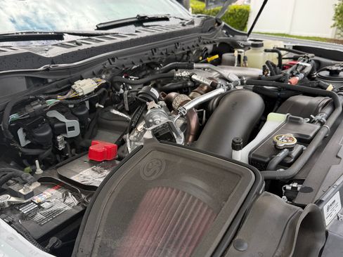 Used 2025 Ford F250 Lariat w/ Tremor Off-Road Package AWD/4WD image 13