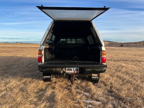 Used 2004 Toyota Tacoma 4x4 Xtracab V6 image 12