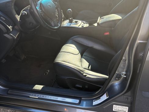 Used 2010 INFINITI G37 x Sedan w/ Premium Pkg image 14
