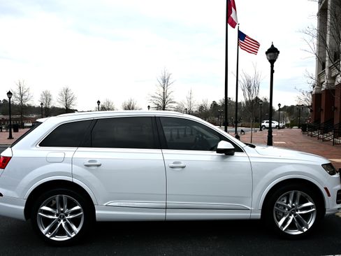 Used 2018 Audi Q7 3.0T Prestige w/ Prestige Package image 5