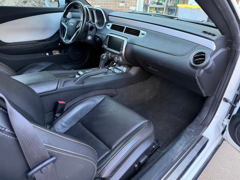 Used 2015 Chevrolet Camaro SS w/ RS Package image 18