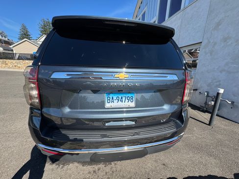 Used 2021 Chevrolet Tahoe LT w/ LT Signature Plus Package AWD/4WD image 12