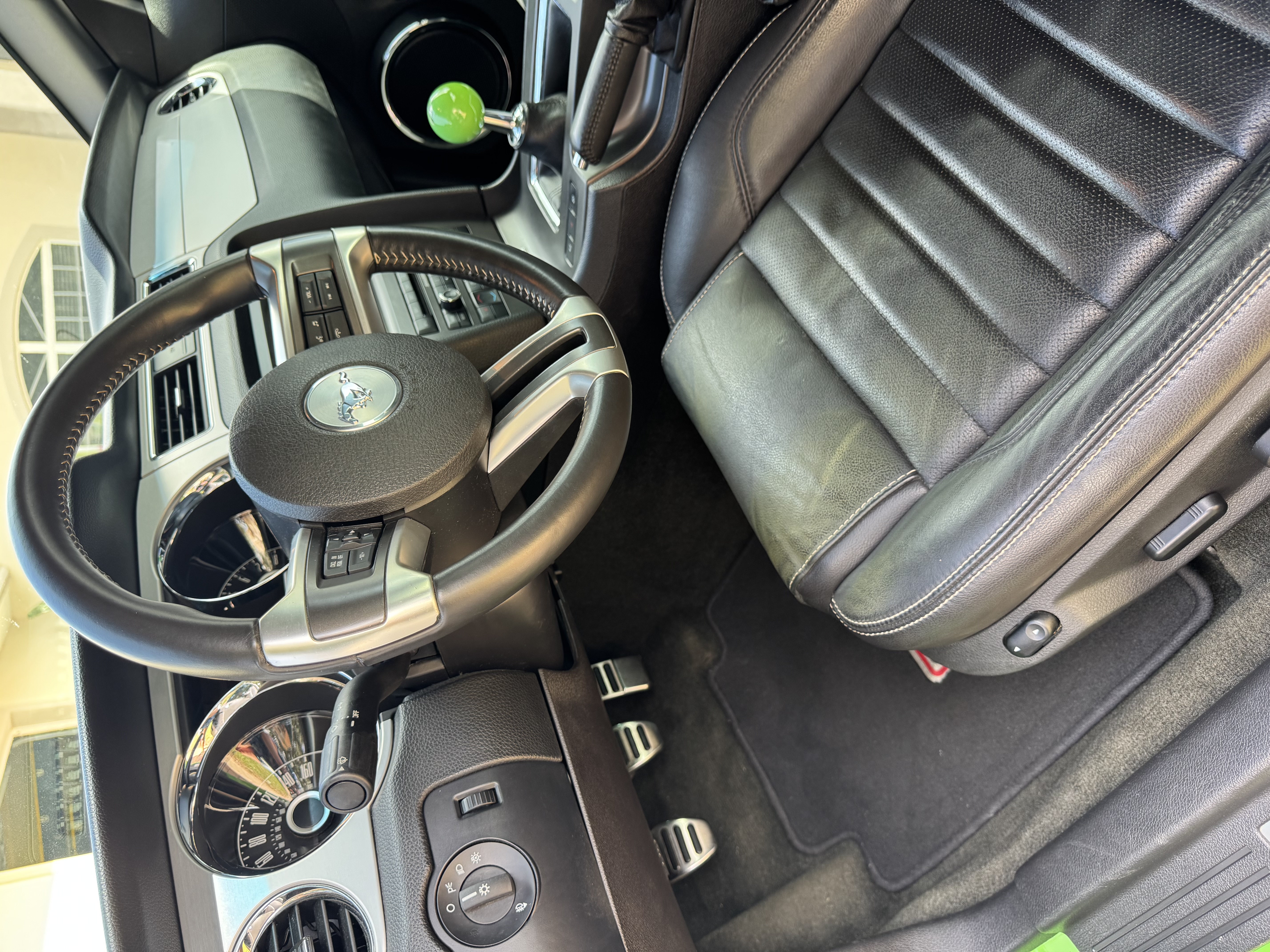 Used 2014 Ford Mustang GT Premium w/ Electronics Package RWD image 6
