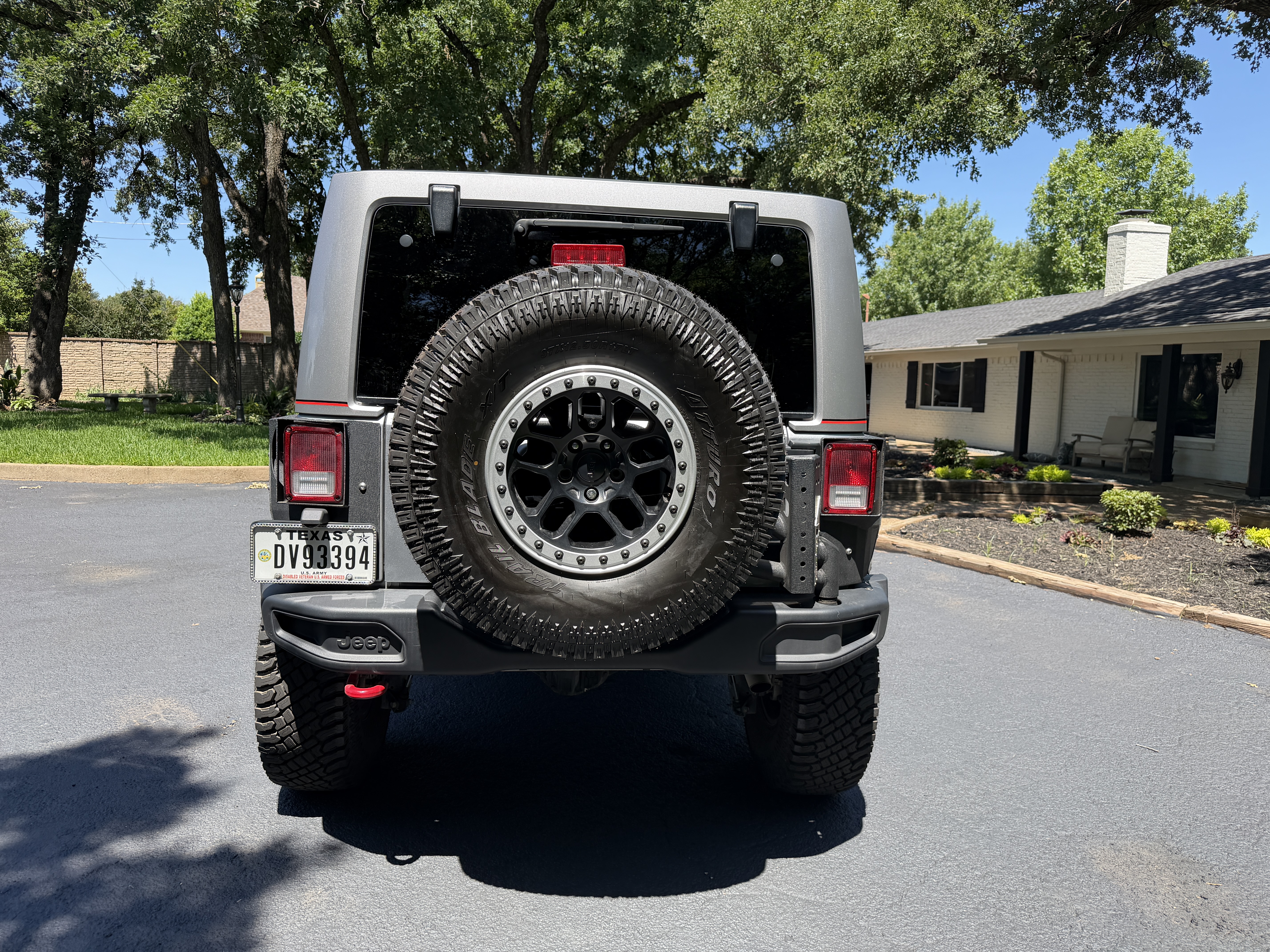 Used 2017 Jeep Wrangler Unlimited Rubicon AWD/4WD image 10