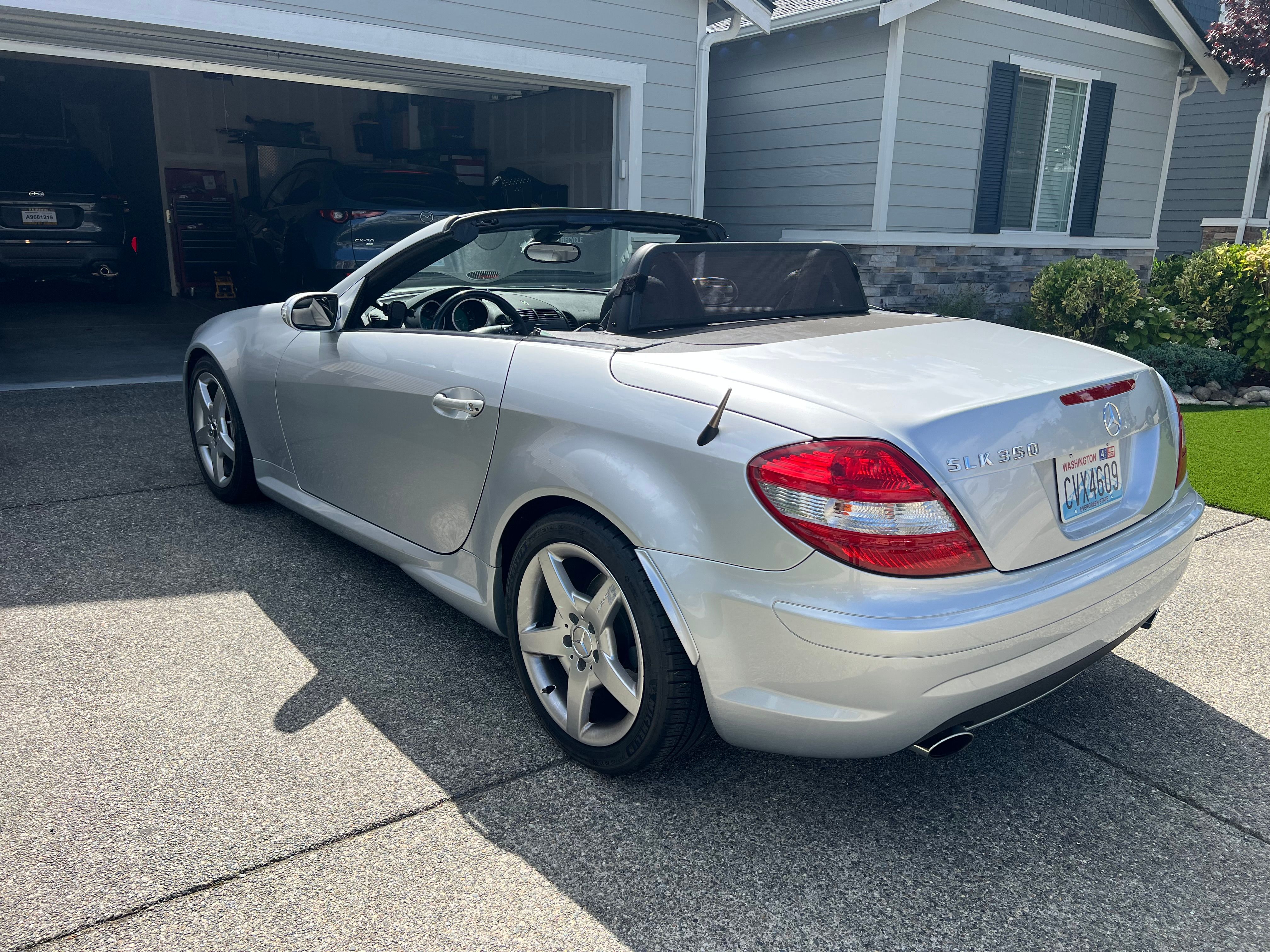 Used 2005 Mercedes-Benz SLK 350 image 4