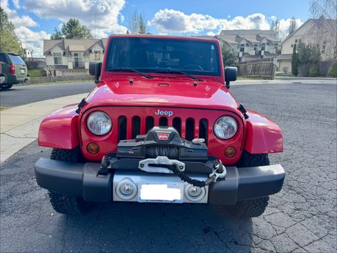 Used 2013 Jeep Wrangler Sahara w/ Connectivity Group image 2
