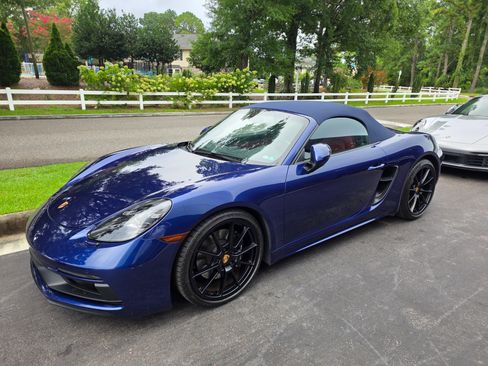 Used 2024 Porsche 718 Boxster GTS image 1