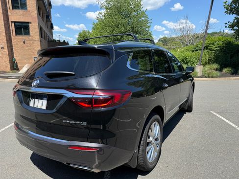 Used 2019 Buick Enclave Premium w/ Experience Buick Package AWD/4WD image 5