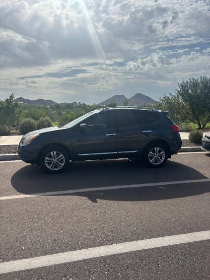 Used 2013 Nissan Rogue SV w/ Premium Pkg AWD/4WD image 8