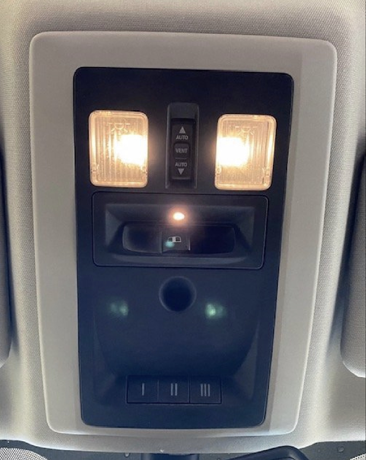 Used 2015 RAM 1500 Sport AWD/4WD image 25