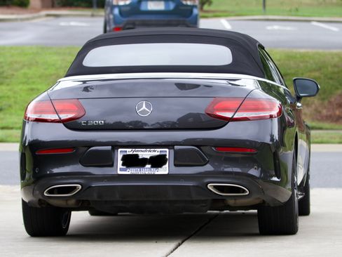 Used 2020 Mercedes-Benz C 300 Cabriolet image 19