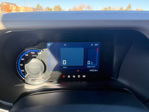 Used 2024 Ford Bronco Wildtrak image 21