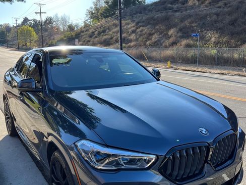 Used 2022 BMW X6 xDrive40i w/ Executive Package image 10