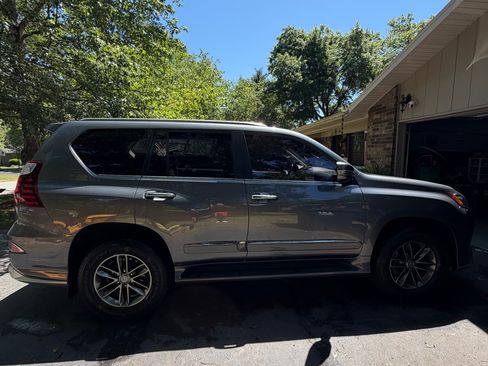 Used 2018 Lexus GX 460 Premium AWD/4WD image 4