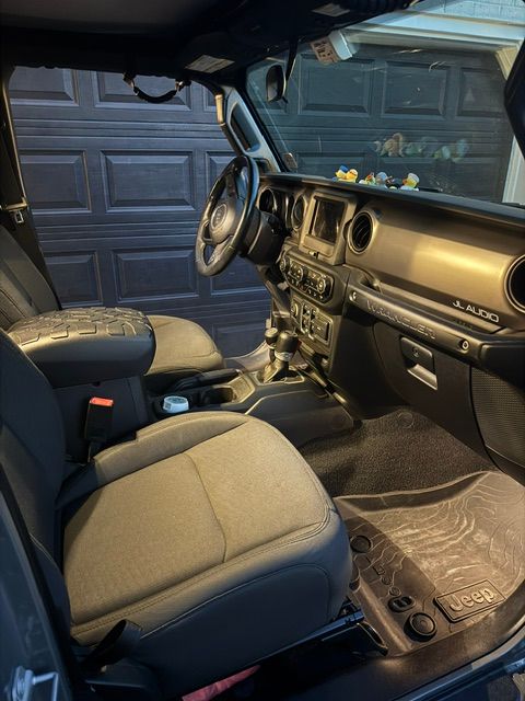 Used 2020 Jeep Wrangler Unlimited Sport S AWD/4WD image 11