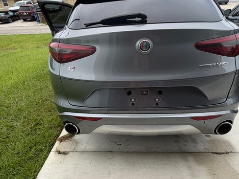 Used 2021 Alfa Romeo Stelvio Ti w/ Nero Edizione AWD/4WD image 5