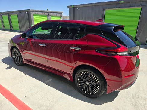 Used 2023 Nissan Leaf SV Plus w/ Protection Package FWD image 5