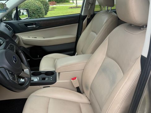 Used 2015 Subaru Outback 2.5i Limited AWD/4WD image 12