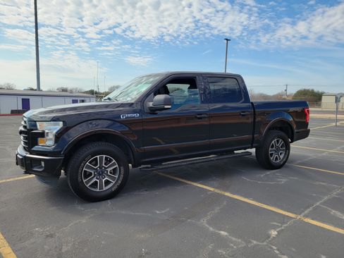 Used 2016 Ford F150 XLT w/ Equipment Group 302A Luxury image 2
