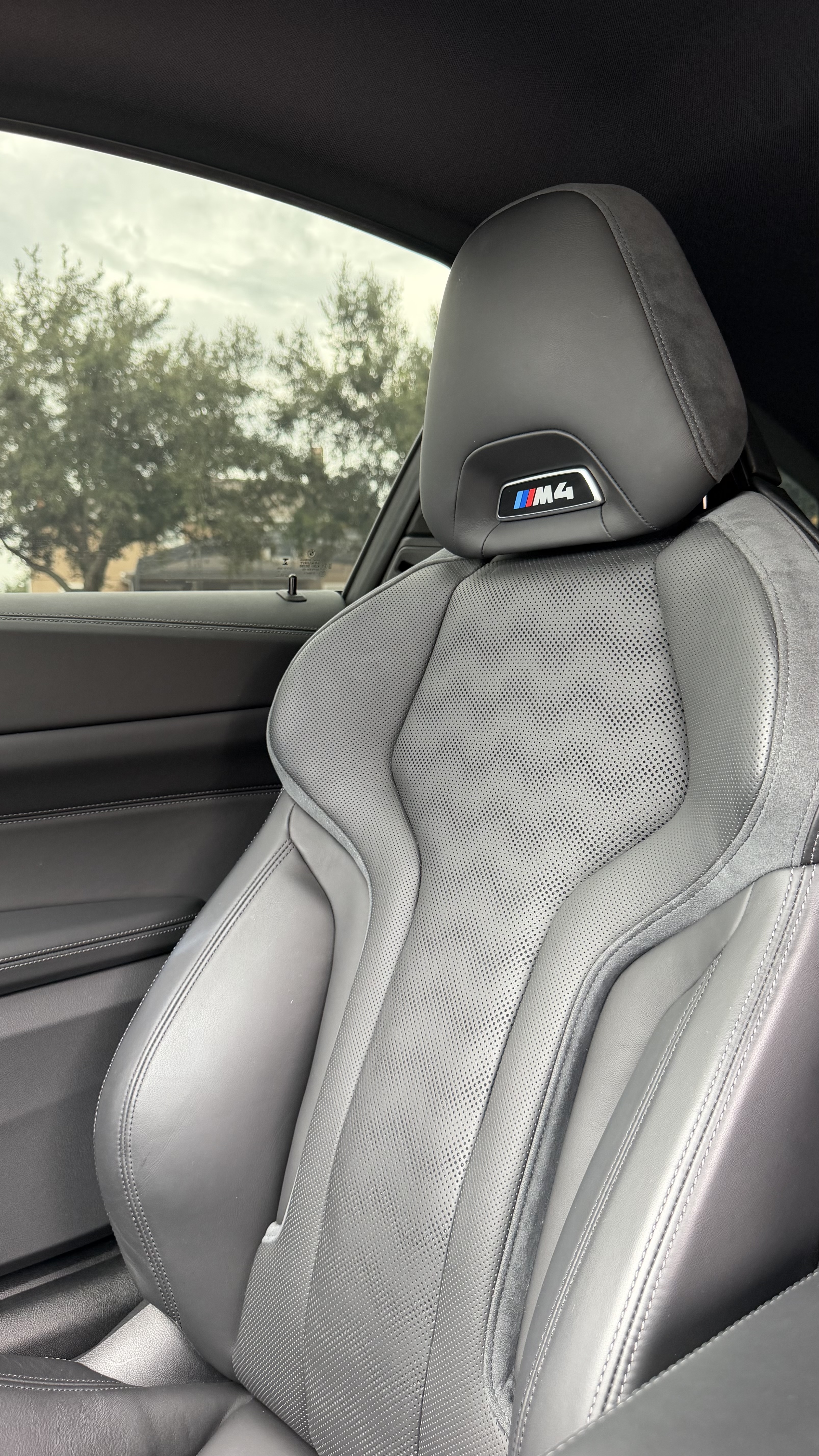 Used 2023 BMW M4 xDrive Competition w/ M Carbon Exterior Package AWD/4WD image 26