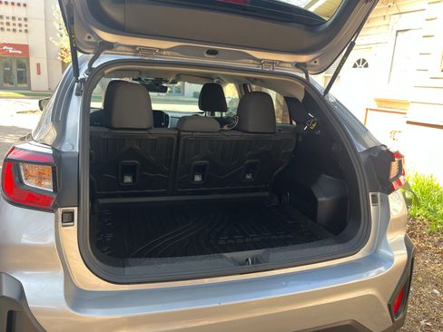 Used 2024 Subaru Crosstrek 2.0i Premium image 13