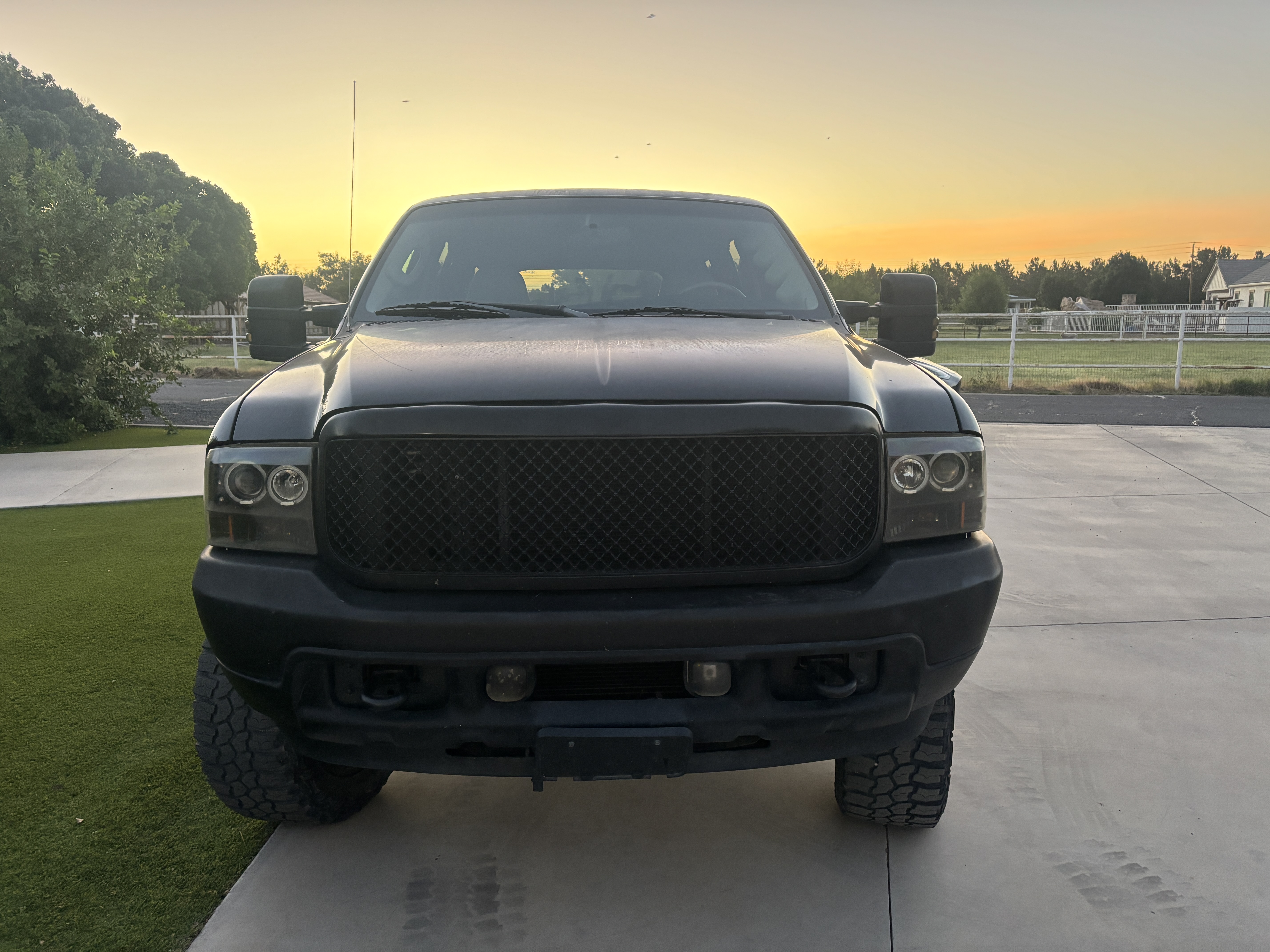 Used 2004 Ford Excursion Limited AWD/4WD image 6