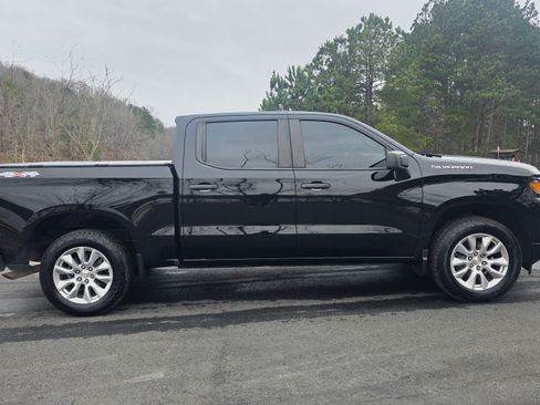 Used 2023 Chevrolet Silverado 1500 Custom image 16