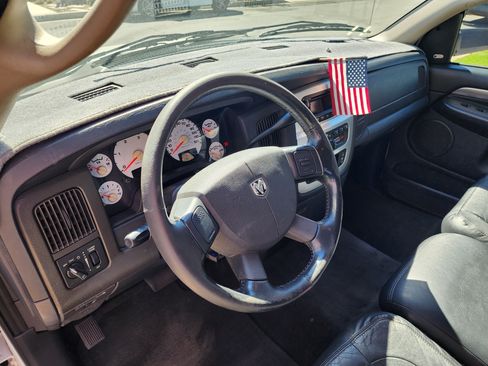 Used 2004 Dodge Ram 3500 Truck SLT w/ Sport Appearance Group image 11