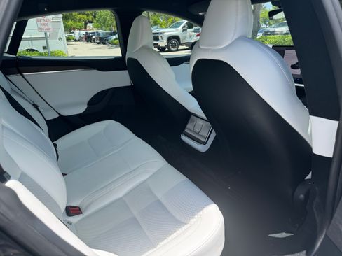 Used 2023 Tesla Model S Standard Range image 14
