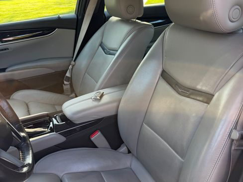 Used 2014 Cadillac XTS Luxury FWD image 12