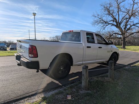Used 2015 RAM 1500 Tradesman image 4