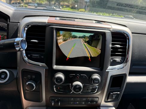 Used 2017 RAM 2500 Laramie w/ Sport Appearance Group AWD/4WD image 9