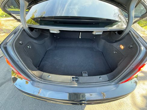 Used 2010 Mercedes-Benz C 63 AMG Sedan image 32