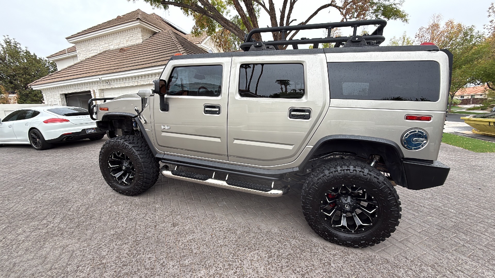 Used 2005 HUMMER H2 w/ Preferred Equipment Group AWD/4WD image 9