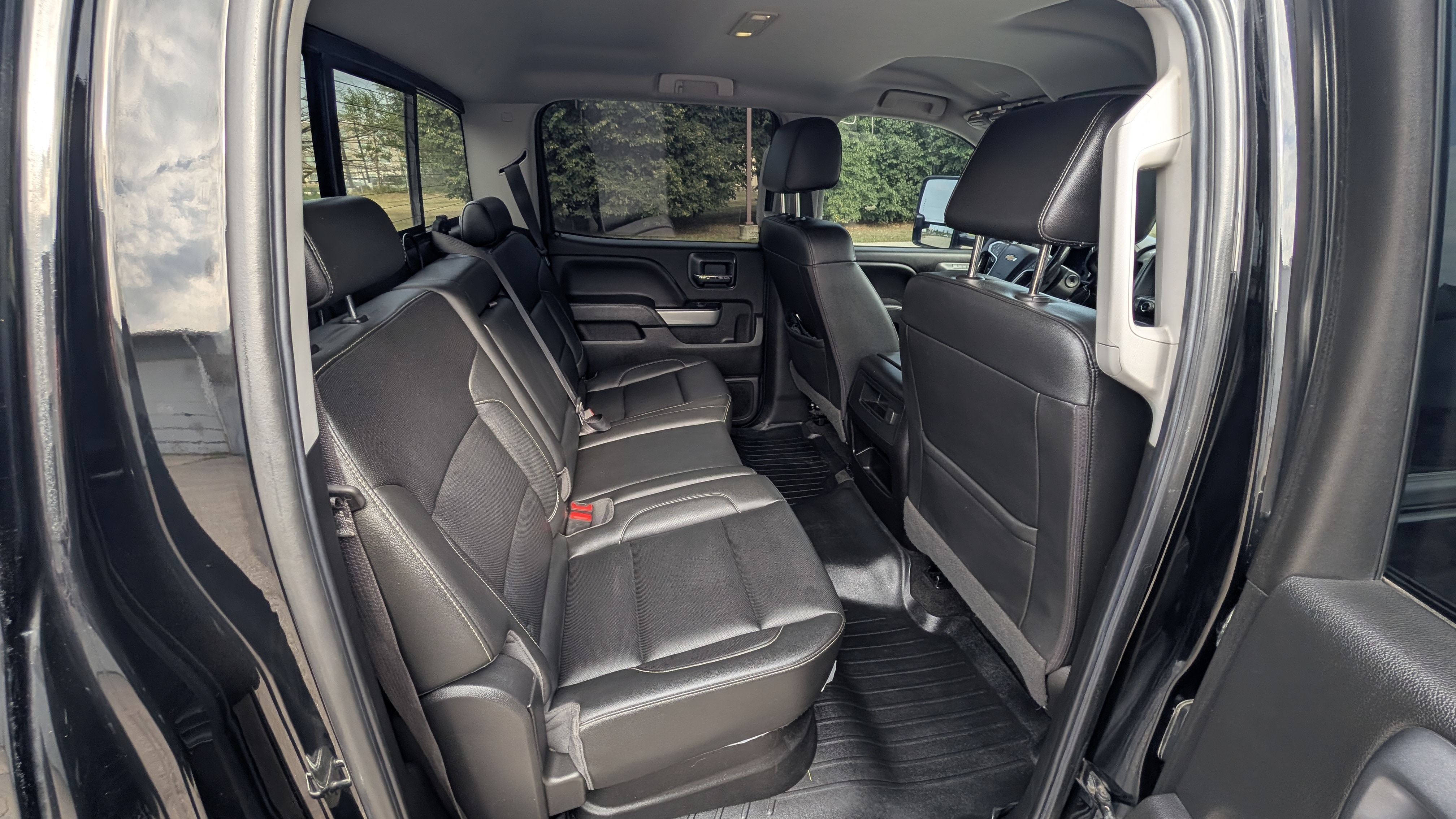Used 2018 Chevrolet Silverado 2500 LTZ w/ Duramax Plus Package AWD/4WD image 16
