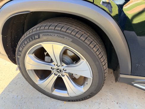 Used 2021 Mercedes-Benz GLS 450 4MATIC image 13