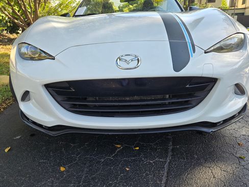 Used 2016 MAZDA MX-5 Miata Club image 2